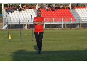 Hakkari İçin Ünlüler Seferber Oldu