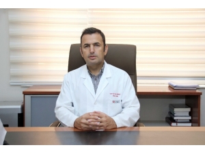 Doç. Dr. Demiroğlu: "Şarbon Türkiye’de İnsanımızın Korkabileceği Salgın Halinde Bir Hastalık Değildir"