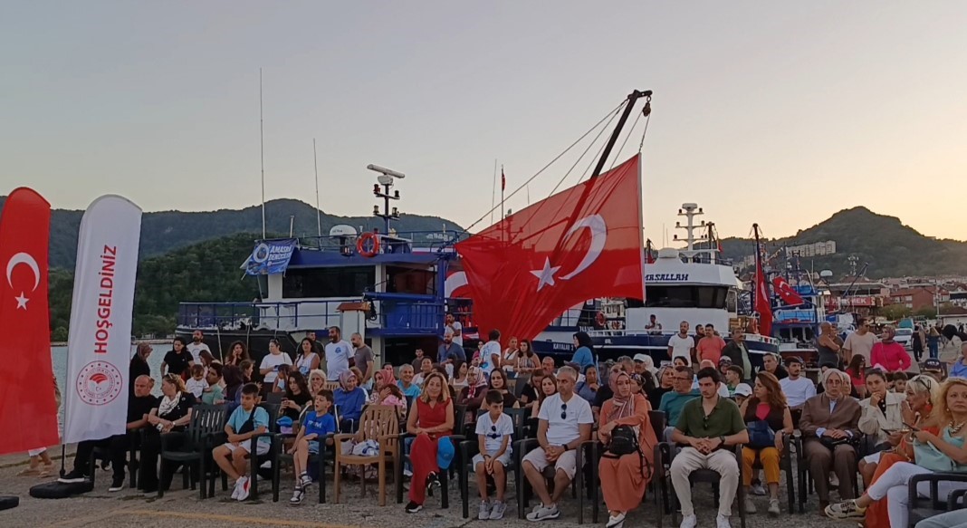amasra-da-balikcilar-vira-bismillah-dedi-yeni-av-sezonu-basladi