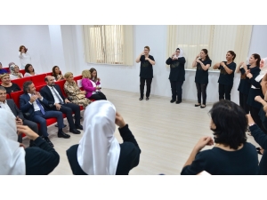 Yeşim Tekstil Çalışanlarına İşaret Dili Eğitimi