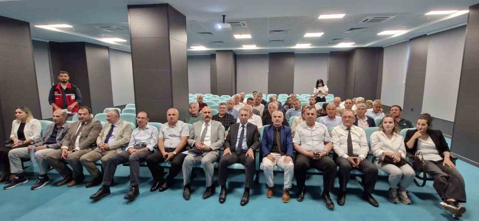 samsun-da-muhtarlara-sosyal-risk-haritasi-ve-aile-rehberi-egitimi