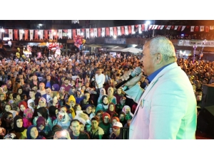 Ramazan Çelik, Ormanlı Fındık Festivali’nde Hayranlarını Coşturdu