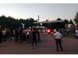 Beşiktaş Kafilesi Ülker Stadı’na Hareket Etti