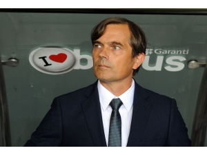Cocu’nun İlk Derbisi