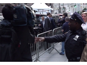 Trump, Macron İle Görüştü