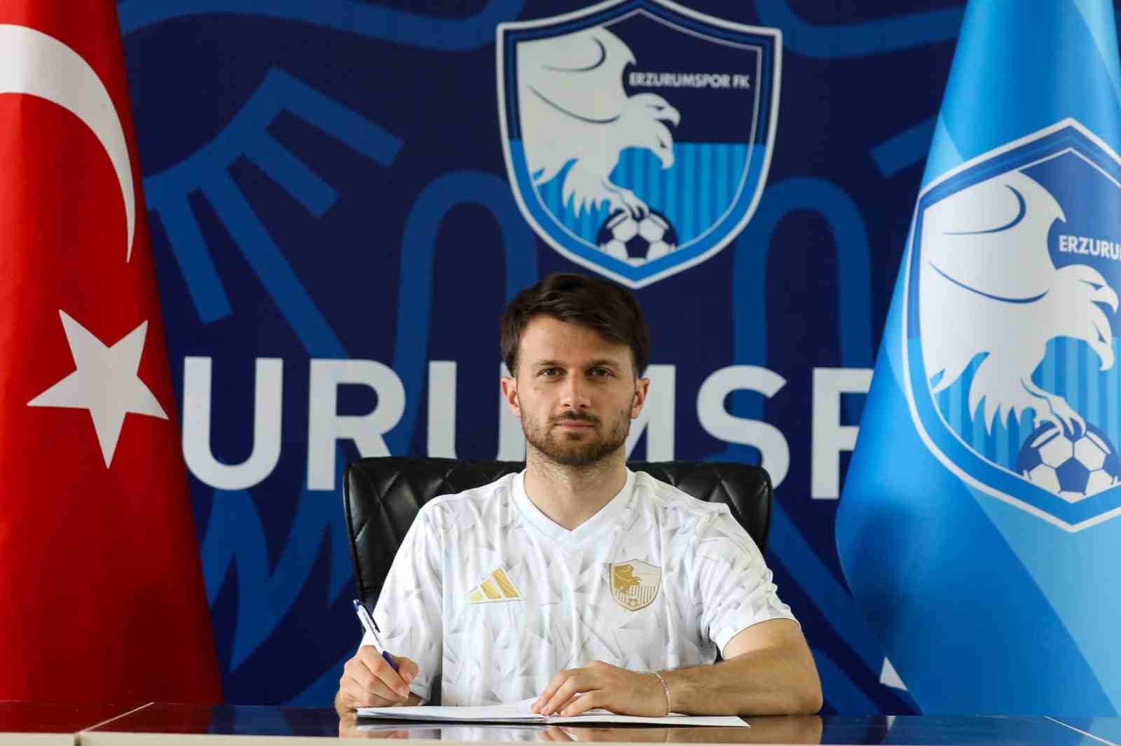 erzurumspor-fk-da-murat-cem-akpinar-ile-yola-devam