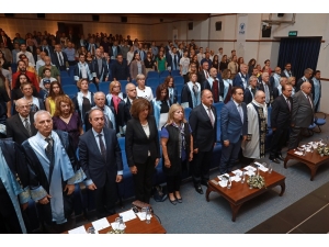 Yaşar’dan 18’inci Akademik Yıla ’Merhaba’