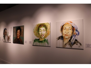 “İstanbul’a Bir Bakış” Sergisi Sanatseverlerle Buluştu