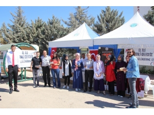 Üniversiteyi Kazanan Öğrencilere Terör Ve Madde Bağımlılığı Uyarısı