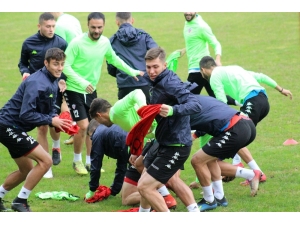 Kardemir Karabükspor, Körfez Maçına Hazır