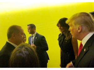 Erdoğan Ve Trump Ayaküstü Görüştü