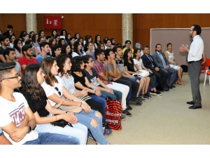 Diş Hekimi Adaylarına Oryantasyon Programı