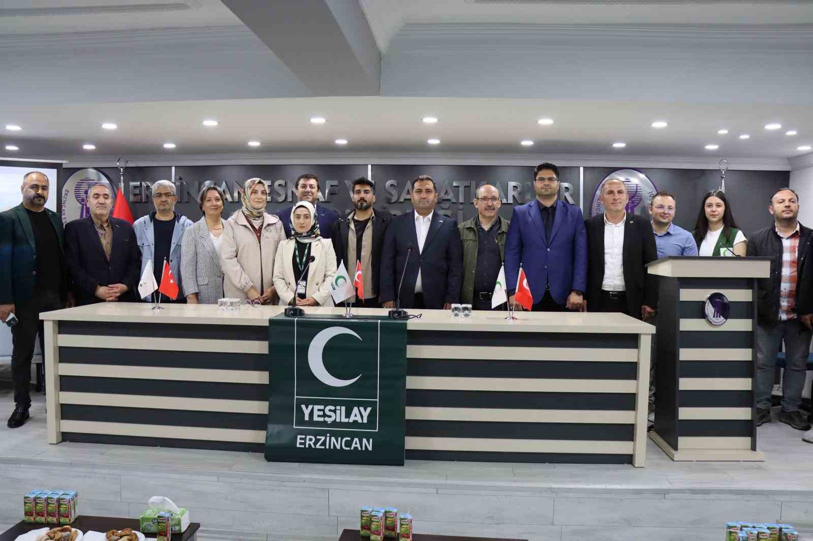 yesilay-erzincan-genel-kurulu-yapildi