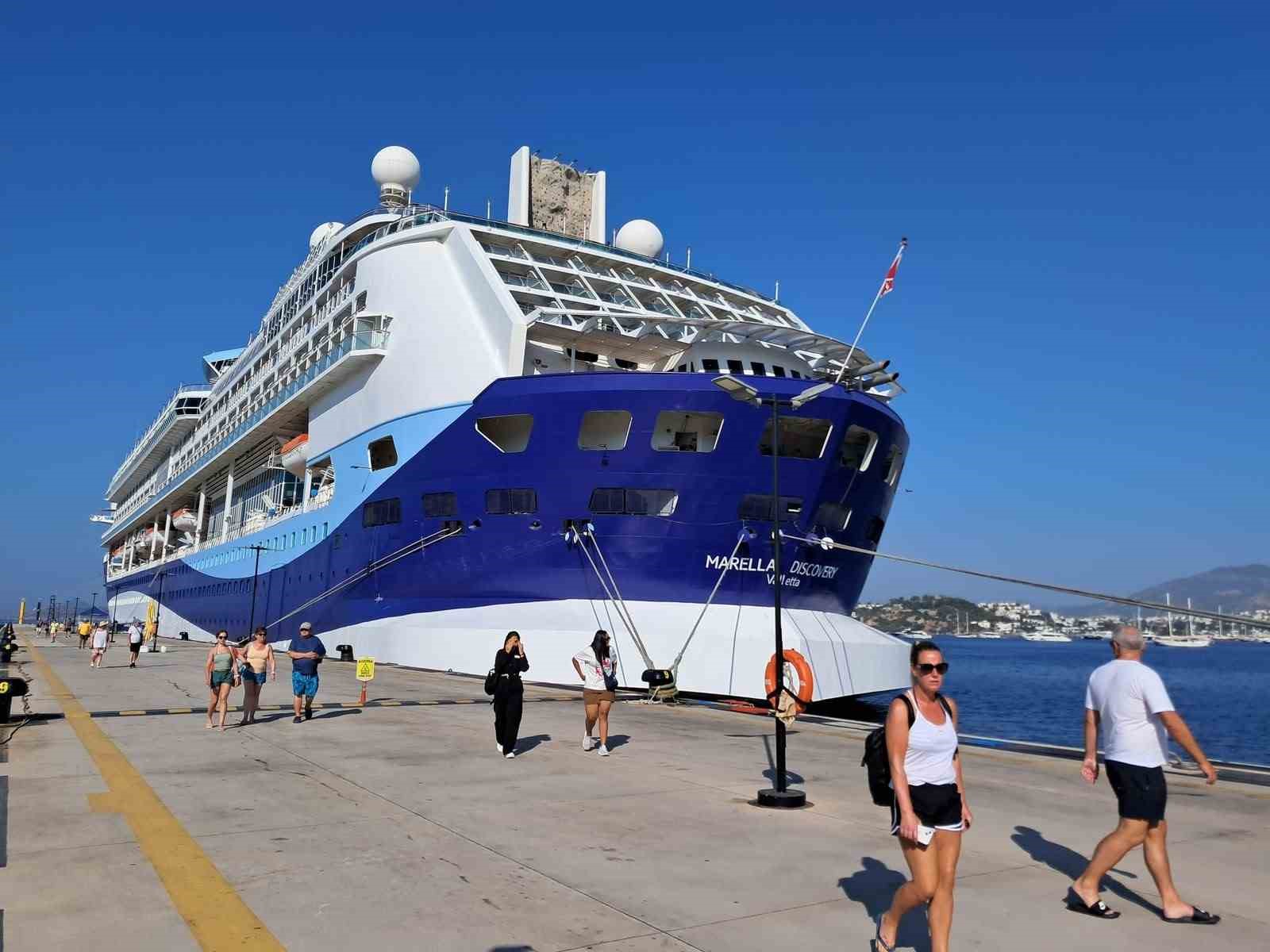 marella-discovery-bodrum-a-geldi