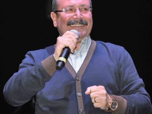 Kuşadası Belediyesi Eski Başkanı M. Esat Altungün, Chp’den İstifa Etti