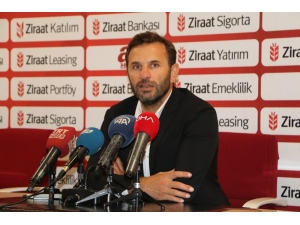 Okan Buruk: "Bu Galibiyet Bizim İçin Çok Büyük Bir Moral Oldu"