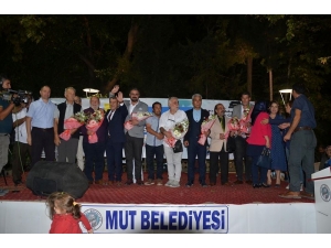 Mut’ta Karacaoğlan Gecesi