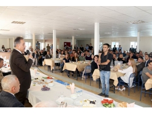 Vali Toprak, Akademik Personelle Bir Araya Geldi