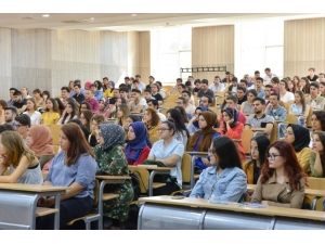 Yeni Eğitim-öğretim Yılında Saü’ye 10 Bin 557 Yeni Öğrenci Katıldı