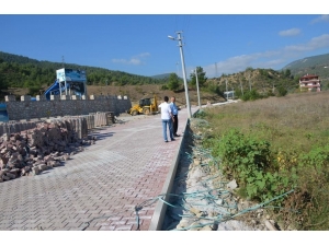 Bayırköy’de Parke Taşı Döşeme İşlemleri Devam Ediyor