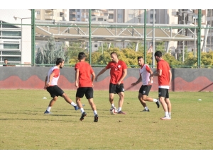 Karaköprü Belediyespor Seri Peşinde