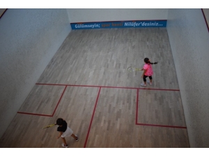 Nilüfer Squash Türkiye Şampiyonası’na Ev Sahipliği Yapıyor