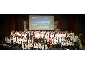 Beyaz Önlüklerle Hekimliğe İlk Adım