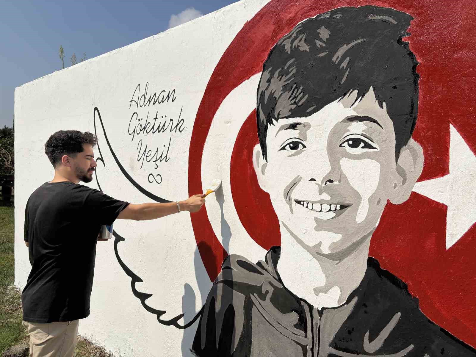 okul-saldirisinda-hayatini-kaybeden-adnan-in-portresi-memleketinde-duvara-cizildi