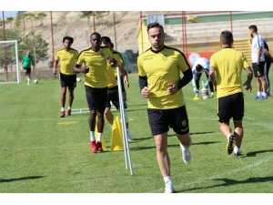 Evkur Yeni Malatyaspor’da Başakşehir Maçı Hazırlıkları Sürüyor