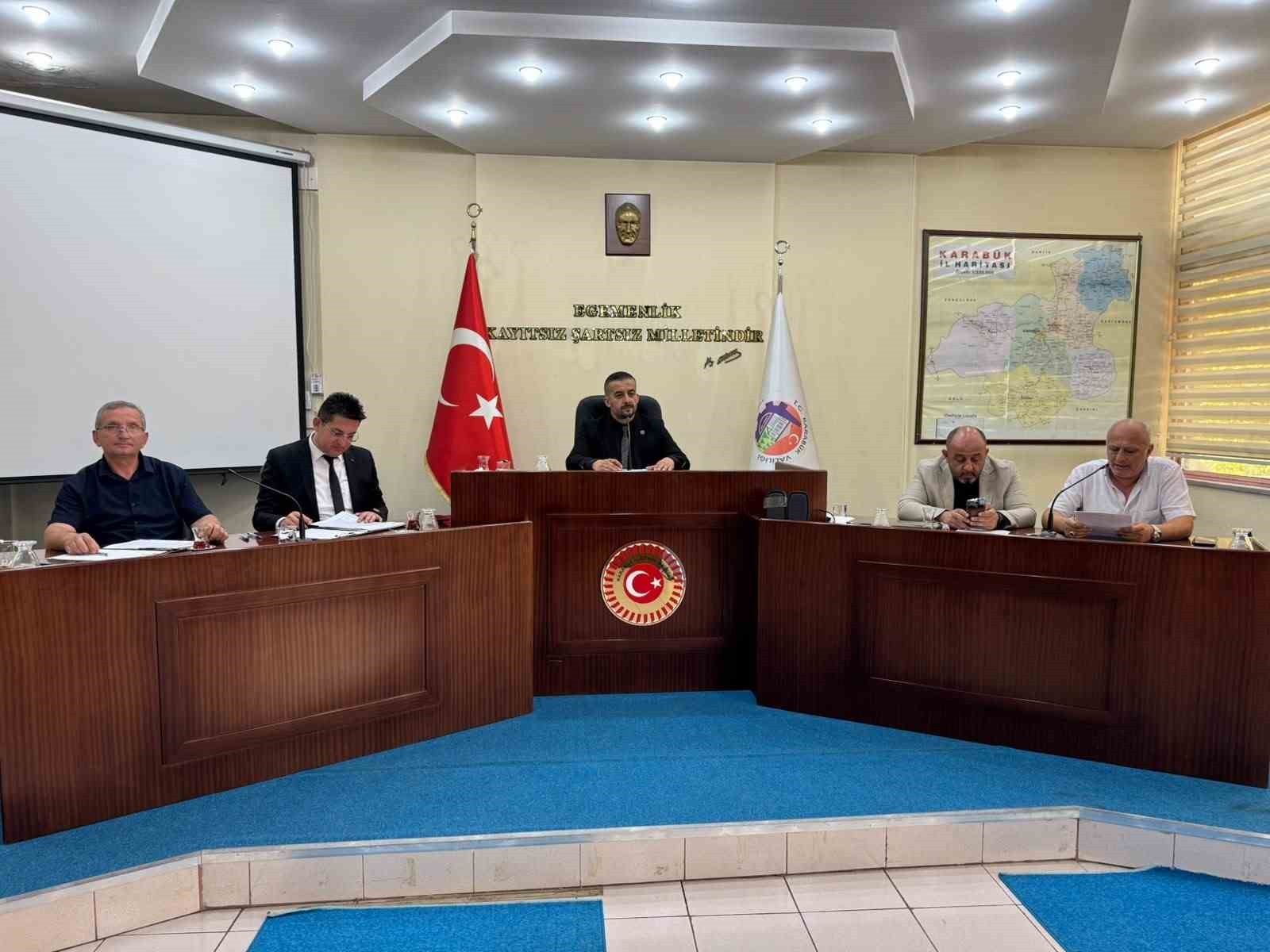 bagce-planli-yatirimlarla-karabuk-un-gelecegini-insa-ediyoruz