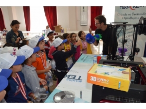 Bin Öğrenci Bu Şenlikte Deney Yaptı