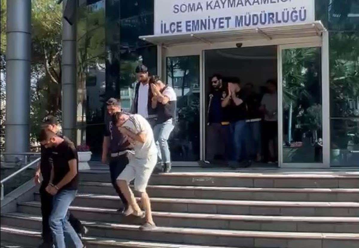 300-milyon-liralik-para-trafiginin-suphelileri-adliyeye-sevk-edildi