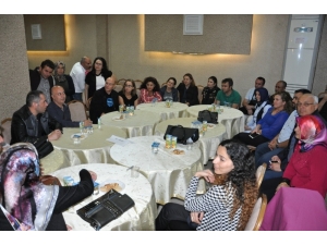 Ortaokulda Veliler İçin Kaynaşma Ve Tanışma Etkinliği