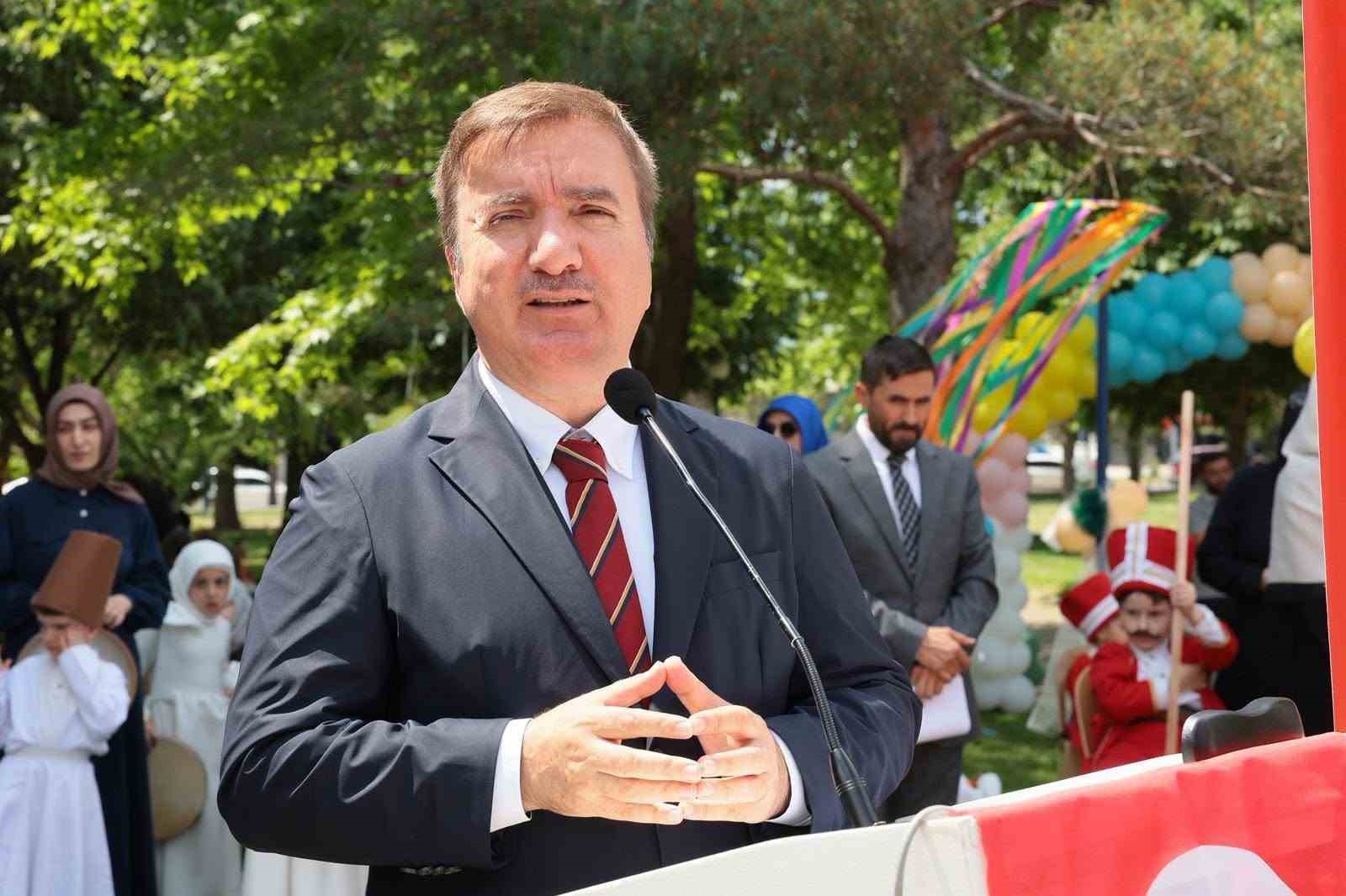 vali-aydogdu-dan-mevlid-kandili-mesaji