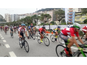 211 Kilometre Pedal Çevirerek Yarıştılar