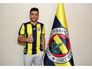 Fenerbahçe, Genç Oyuncu Oğuz Kaan’ın Sözleşmesini Uzattı