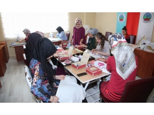 Siirt’te Bayanlara Yönelik Kurslar Başladı