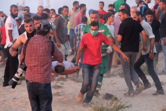 İsrail, Filistinlilerin 'büyük Geri Dönüş Yürüyüşü'ne Saldırdı: 1'i Çocuk 3 Ölü, 47 Yaralı