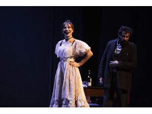 ‘Kürklü Venüs’ Maltepe’de Sahnelendi