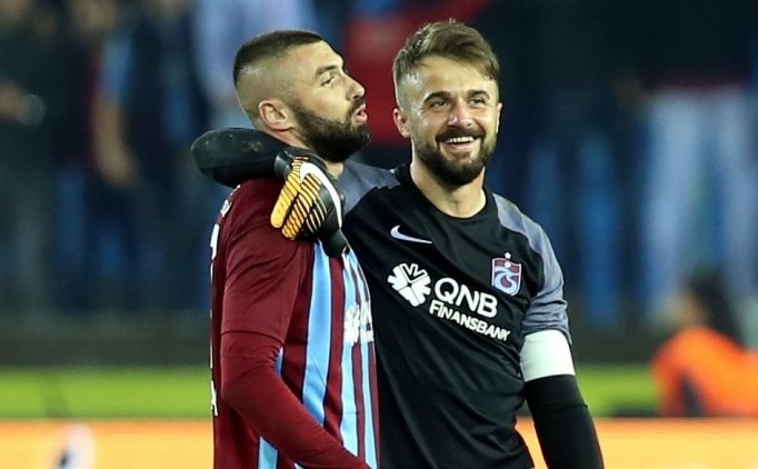 Burak Yılmaz'dan Taraftara Onur Kıvrak Sitemi!