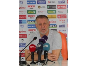 Mesut Bakkal: ”Oyuncular Karakter Fışkırması Yaptı”