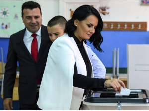 Makedonya, Referandum İçin Sandık Başında