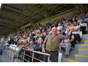 Köyler Ligi’nde Şampiyon Yenikaraağaçspor