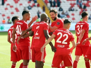 Spor Toto Süper Lig: Dg Sivasspor: 2 - Bursaspor: 0 (Maç Sonucu)