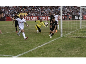 Tff 2. Lig, Utaş Uşakspor:0 - Amed Sportif Faaliyetler:0