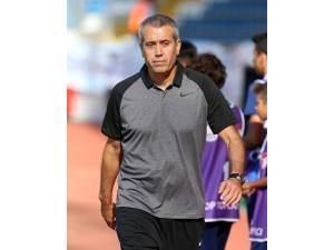 Kasımpaşa’da Kemal Özdeş İle Yollar Ayrıldı