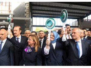 Bakan Turhan: "Bölgesel Kalkınma İçin Ülkemizi Demiryolu Ağıyla Örmeye Çalışıyoruz"