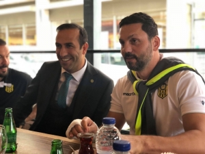 Adil Gevrek: "Avrupa Hedefine Ulaşmak İçin Çok Çalışıyoruz"