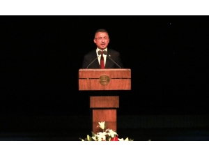 Cumhurbaşkanı Yardımcısı Oktay: "Ermeni Diasporasının Baskısına Boyun Eğerek Türk Tezlerini Yasaklama Kararı Alan Parlamentoların Kararlarına Saygı Duymuyoruz"