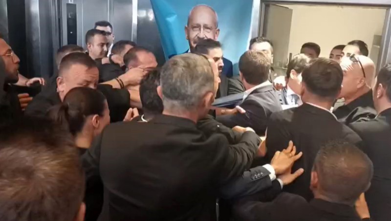 kilicdaroglu-2-5-yil-sonra-chp-genel-merkezi-nde
